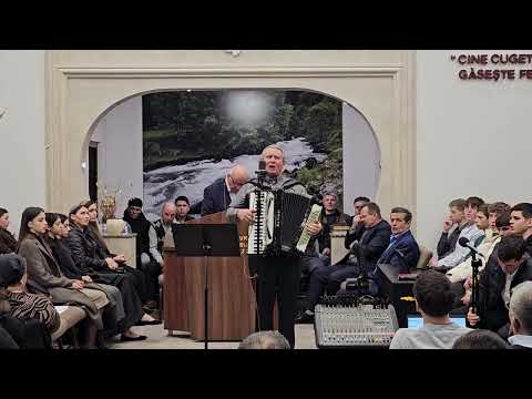 Nicu Iurean - Zi de zi mergând pe cale