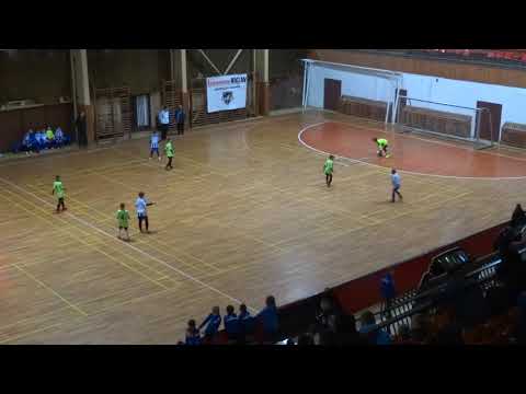 FCB-PD 2009 U10 Turnaj Dubnica 05_FCB-A - Dol.Kubin 1-1