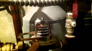 How to remove the air from your hot water heating system