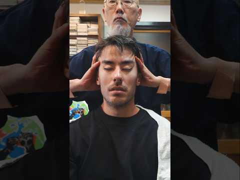 💈 Tingling Head Massage in 105-Year-Old Japanese Barbershop 💆‍♂️💤 #asmr