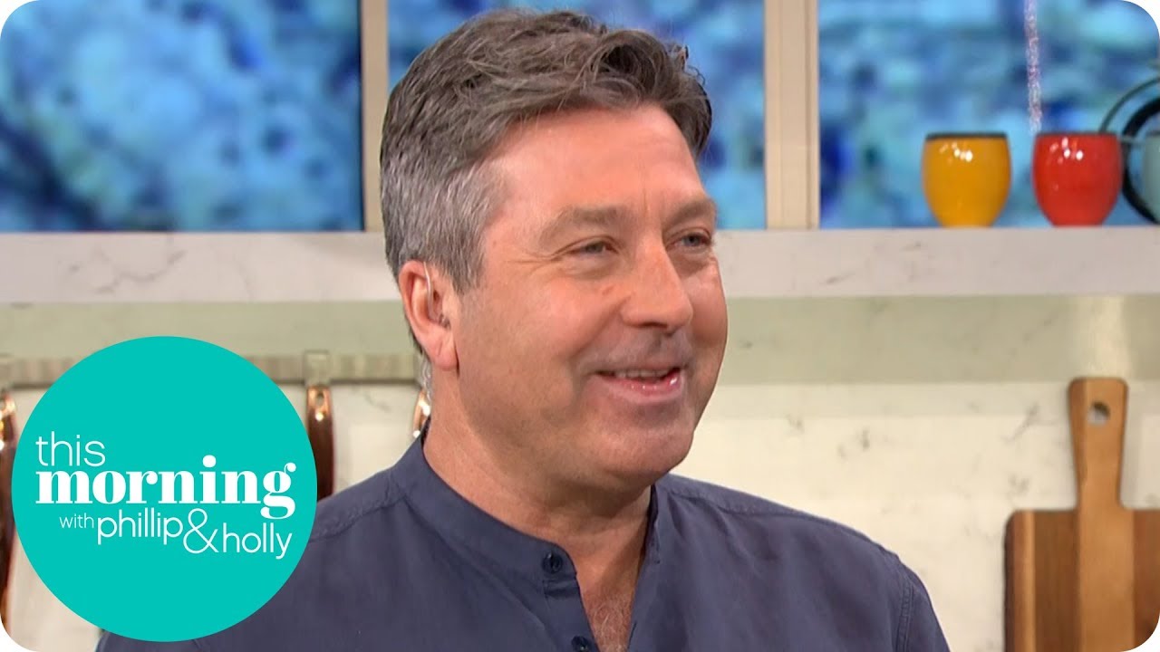 John Torode's Passion Fruit Pavlova | This Morning