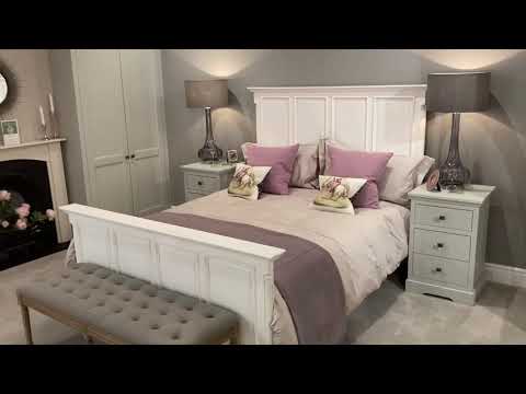 P L &Uuml; S C H E video.