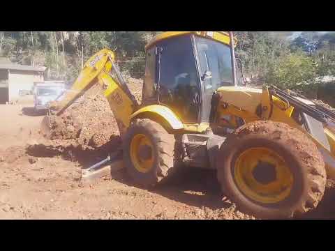 RETROESCAVADEIRA JCB 4CX ANO: 2010
