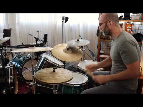 Home studio drum recording Shure Beta 56A At2020 Focusrite 18i20 | Itzik Cohen | Come 2gether ooyy