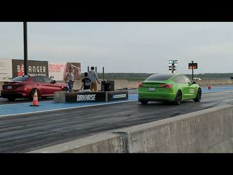 Alfa Guilia Quadrifoglio Vs Tesla 3