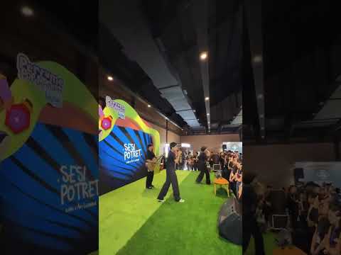 Sesi Potret - Enau Feat Ari Lesmana (Live Akustik)