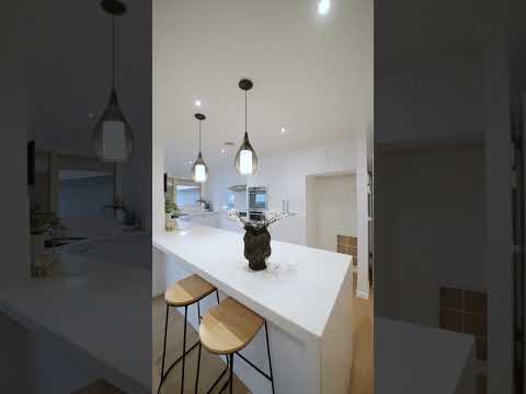 12 Phillip Drive, Sunbury, VIC 3429, 3 slaapkamers, 2 badkamers, House