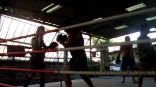 preview picture of video 'Padwork with Ben Lanna muay Thai'