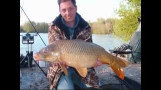 preview picture of video 'Peter Konigs Carpfishing France 2009 Le Val Dore karper vissen stek 7'