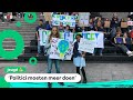 De klas van Nathalia en Reva demonstreert voor het klimaat