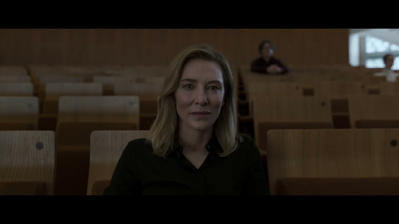 trailer Oficial