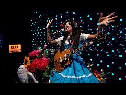 Valerie June - Full Performance (Live on KEXP)