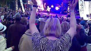 Dr Hook (You make my pants wanna get up and dance) Kelvingrove bandstand 25/6/22