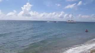 preview picture of video 'The flying fish at Dakila Beach Resort Brgy Hugom-Laiya San Juan Batangas'