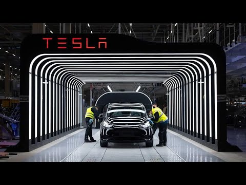 , title : 'Tesla Model Y Production Line at the New Berlin Gigafactory 🏭 How it's made?'