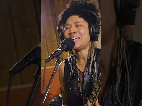 Judith Hill performs at KNKX! #shorts #singer #live