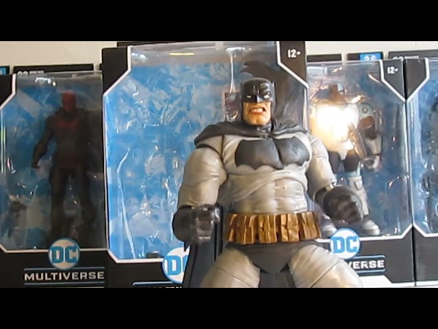 Vídeo relacionado con McFarlane DC Multiverse Batman (The Dark Knight Returns) Gold Label - Figura de acción de 7 Pulgadas
