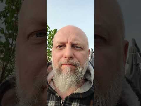 Boso po ziemi. Są proste alternatywy jeśli masz obawy.