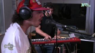 Sticky Fingers - &#39;Caress Your Soul&#39; live @ 3voor12 Radio