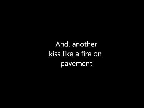 Pierce The Veil - Hell Above (lyrics)