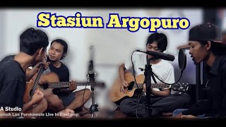 Download lagu Lagu Banyuwangi Lawas - Stasiun Argopuro - Cover kentrung By Cak Gumoh & Poro Kawulo mp3 Download lagu Lagu Banyuwangi Lawas - Stasiun Argopuro - Cover kentrung By Cak Gumoh & Poro Kawulo mp3