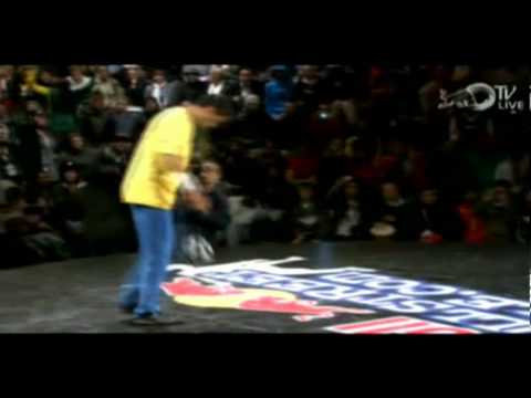 Red Bull Street Style 2010 Final - Azun vs. Kamalio (HD)