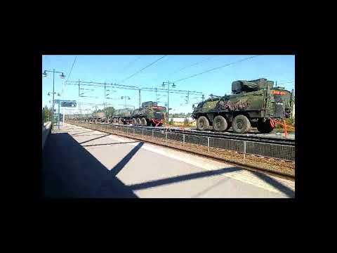 Secret military train 4833 passes Mikkeli pulled by 3x Dv12-diesel locomotives