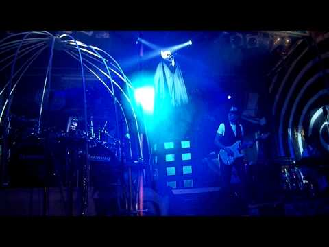Egon7 Liveband Cover - Hold me, thrill me, kiss me,.AVI