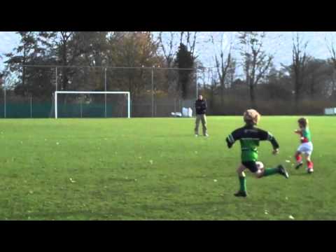 Grasshoppers F2 - Valken De F3 (26-11-2011)