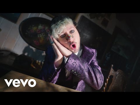 heydukeyousuck x Kellin Quinn "Your Shoes Will Never Be Warm" [Official Music Video]