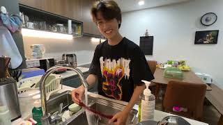 Khi Gia Khiêm rửa bát?🥣