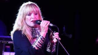 TOYAH - DANCED - LIVE