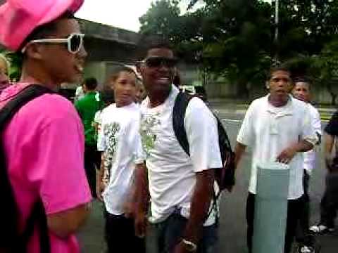 El Corillo Activao Con La Viejita