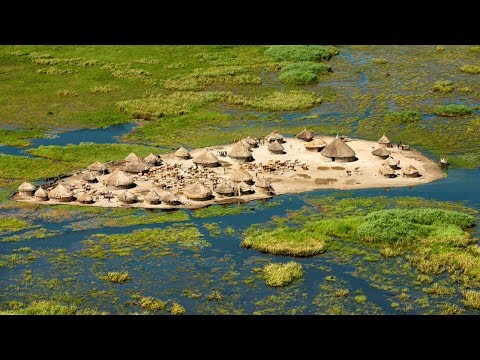 Sie leben mitten im größten Sumpf Afrikas - Unglaubliche Völker