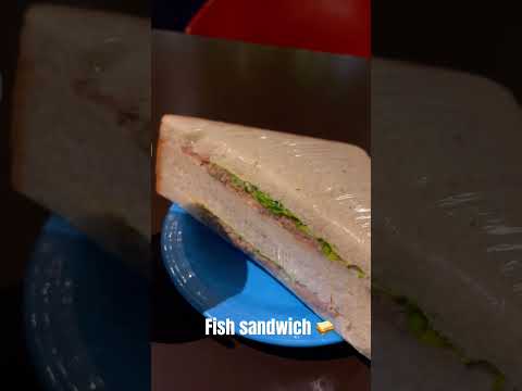 How To Eat A Delicious Fish Sandwich #foodlover #cookingtips #deliciouseats