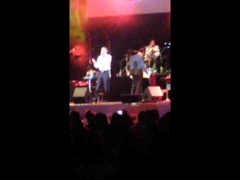 Avraham Fried - Riboin Haolamim 1 - Live  @Leil Shishi Concert