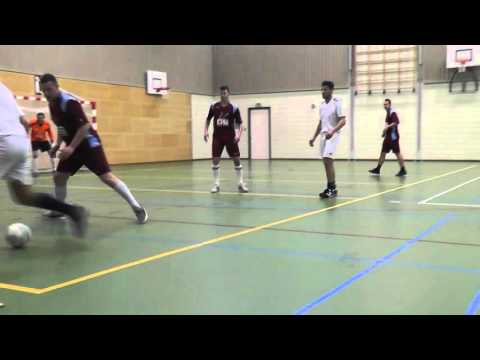 11 maart 2016 VV De Dreef 3 - HMS 2 com 9-8 Bjorn op de lat