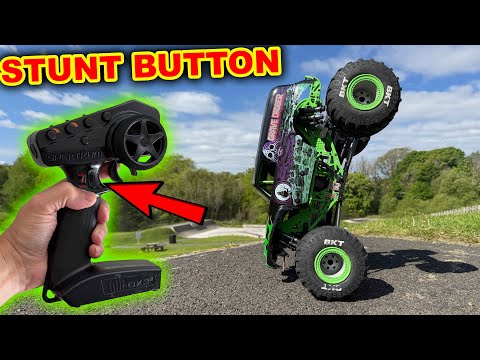 NEW Grave Digger RC Monster Jam Truck has a special button
