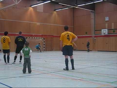 Hallen KM-Herren 7m-Schießen Halbfinale Wendisch-Neuhaus