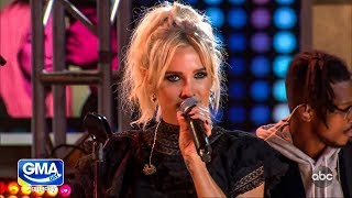 Ashlee Simpson Ross and Evan Ross perform &quot;I Do&quot; on GMA Day (20181012)