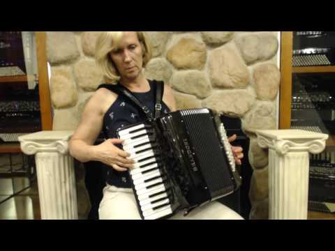 BRANPICBK+15 - Black Brandoni Piccolo Piano Accordion MM 30 72 Tremolo $3299