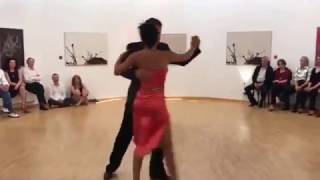 Adrian Aragon y Erica Boaglio - No Hay Tierra Como La Mia