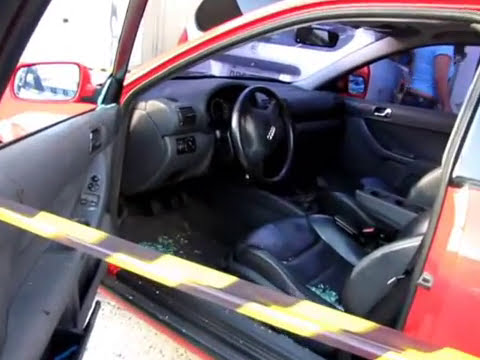 Levou vários tiros dentro do AUDI!