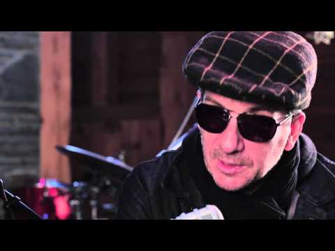 An Interview with Elvis Costello at Levon Helm's Studios - Radio Woodstock 100.1 - 11/14/13