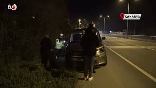 Hafif Ticari Araçla Çarpışan Otomobil Tarlaya Devrildi 5 Yaralı