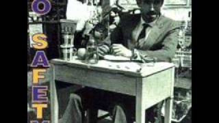 No Safety － Man or Monkey