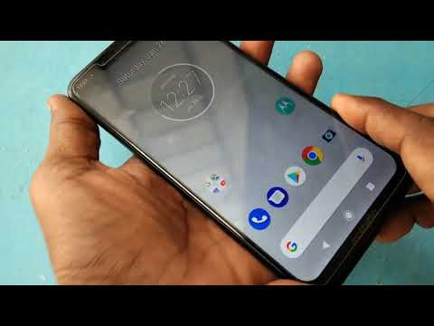 How to set or change wallpapers in Moto One Power