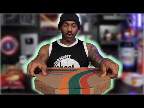 Is 7/11's Pizza Any Good?! (Review w/ snacks)