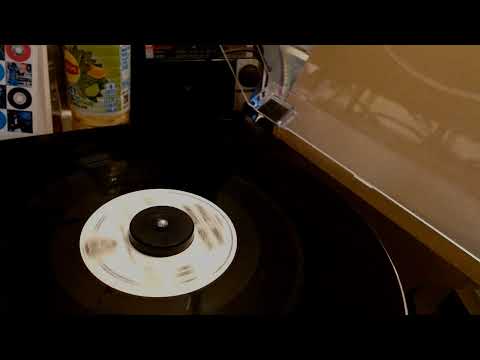 Connie Stevens / Sixteen Reasons