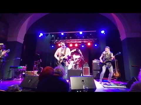 "Der Tag  "   -                                      East Blues Experience